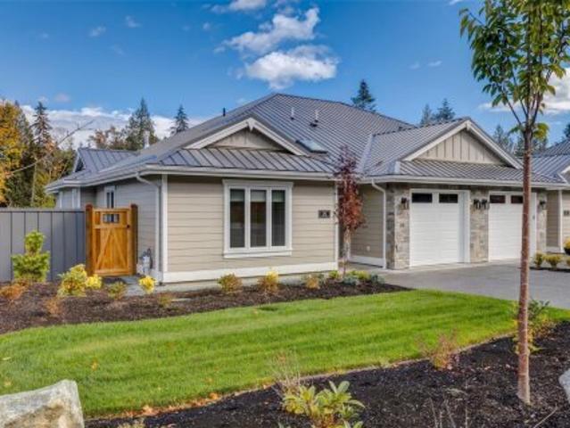 Duplex for sale in Parksville, British Columbia