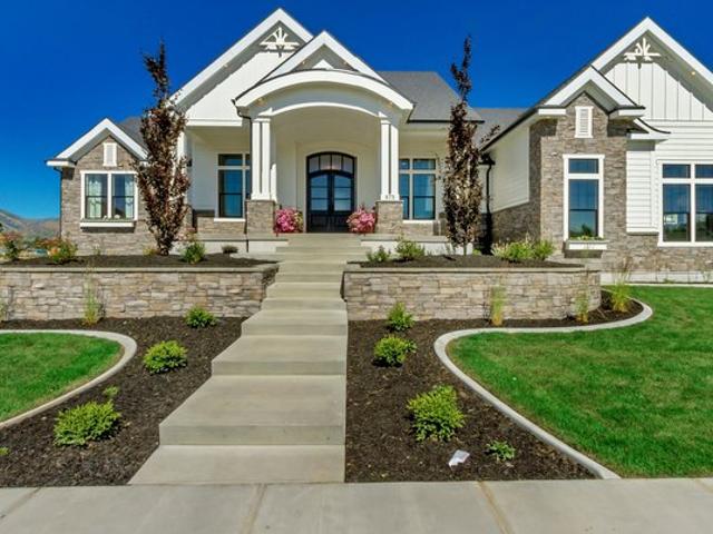 House for sale in Saratoga Springs, Utah