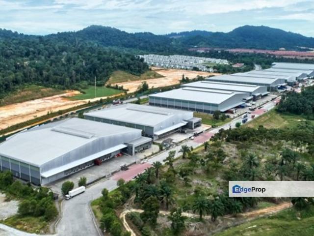 Warehouse for rent in Petaling, Alam Impian