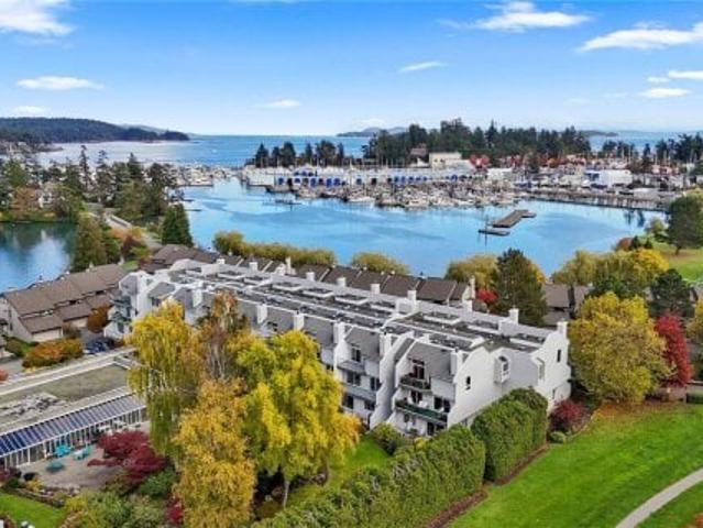 Condo for sale in Sidney, British Columbia