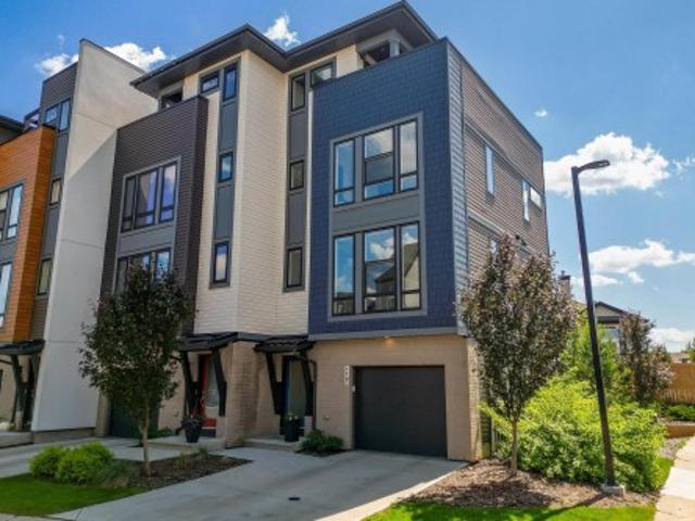 Townhouse for sale in Wedgewood, Alberta