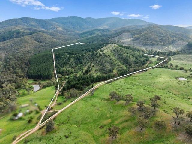 Land for sale in Bonnie Doon, Victoria