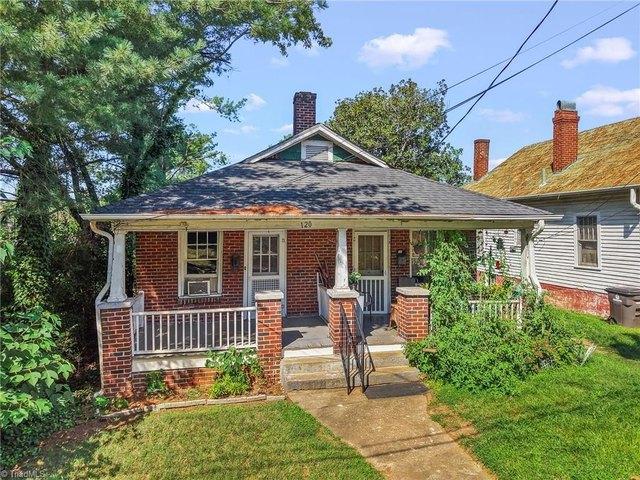 House for sale in Pfafftown, North Carolina
