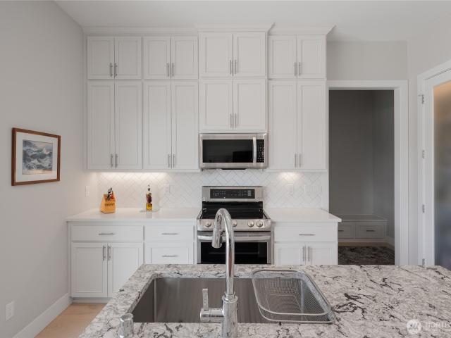 House for sale in Castle Rock, Washington