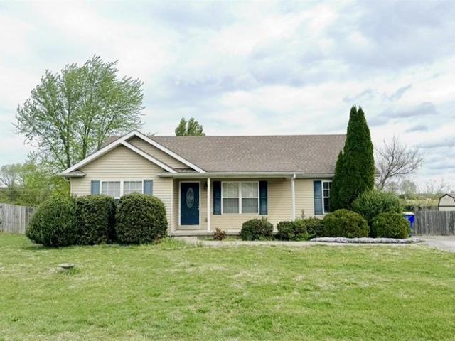 House for sale in Auburn, Kentucky