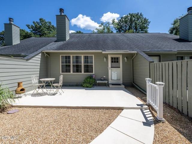 Townhouse for sale in New Bern, North Carolina