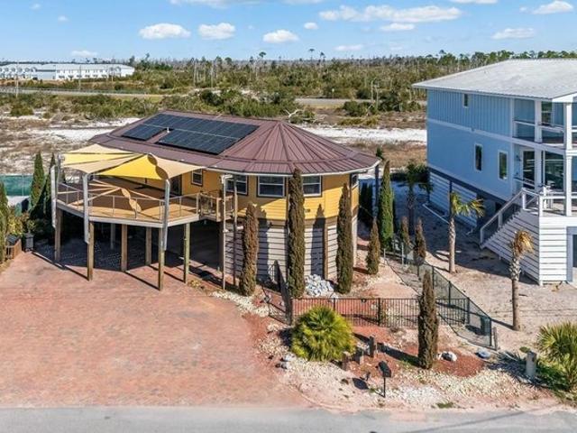 House for sale in Mexico Beach