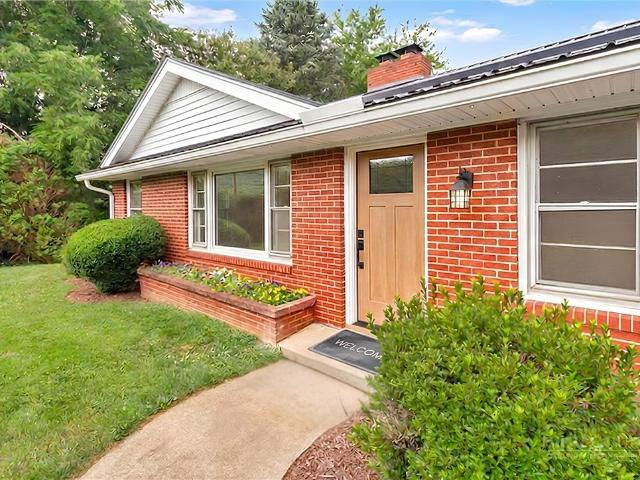 House for sale in Jefferson, North Carolina