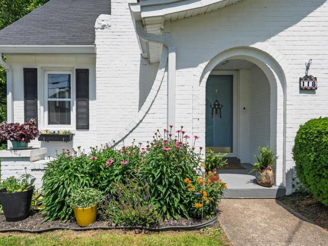 House for sale in Williamstown, Kentucky