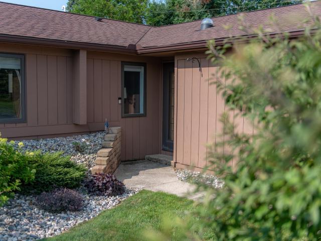 Condo for sale in Auburn, Michigan