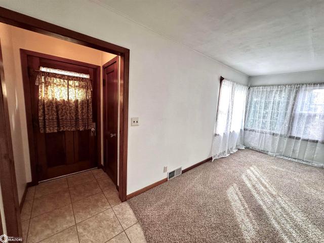 House for sale in Kanawha, Iowa