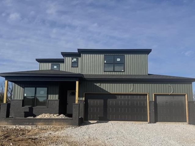 House for sale in Clever, Missouri