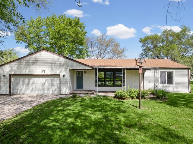 House for sale in Oreana, Illinois