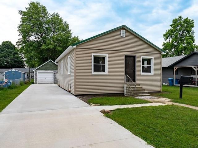 House for sale in Pontiac, Illinois