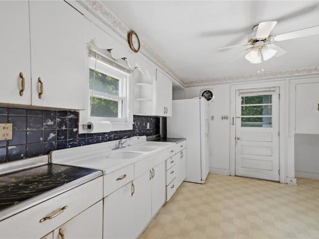 House for sale in New Castle, Pennsylvania