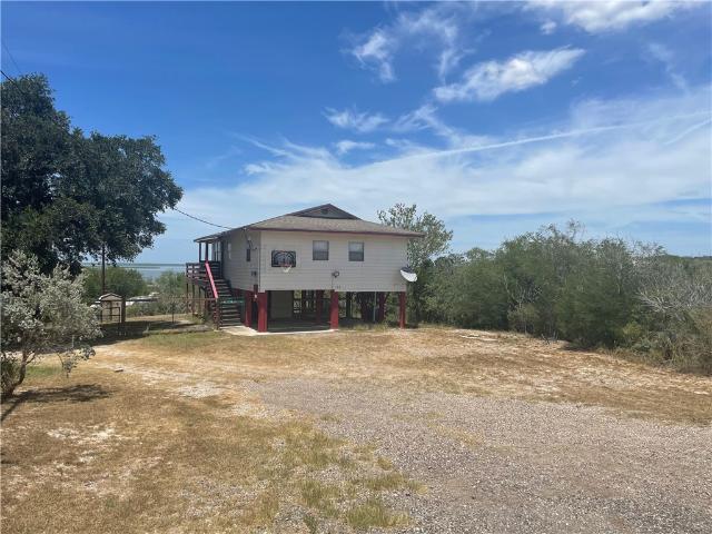 House for sale in Sandia