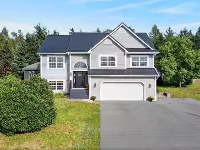 House for sale in Valley Station, Valley