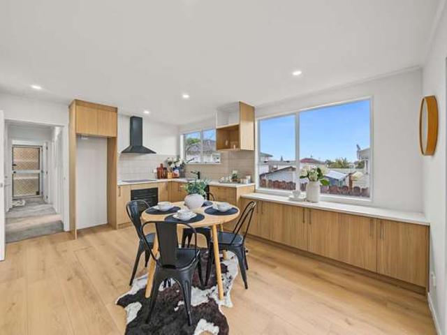 House for sale in Weymouth, Manurewa