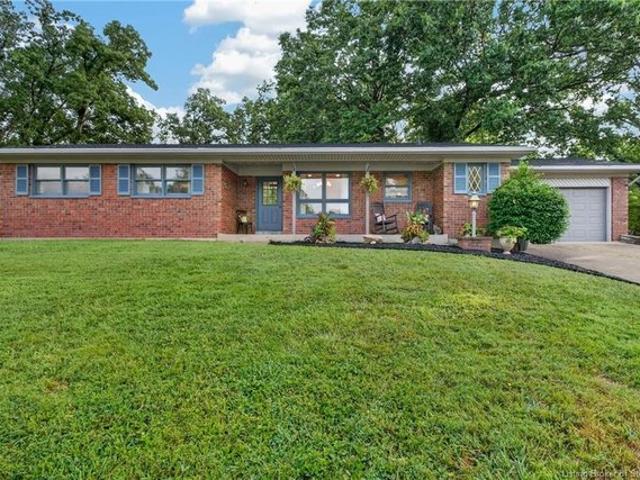 House for sale in New Albany, Indiana