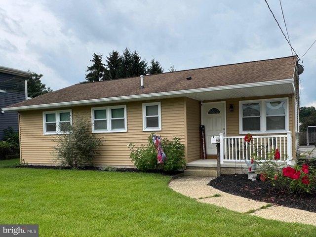 House for sale in Swedesboro, New Jersey