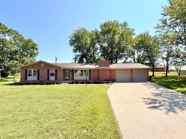 House for sale in Cadiz, Trigg County