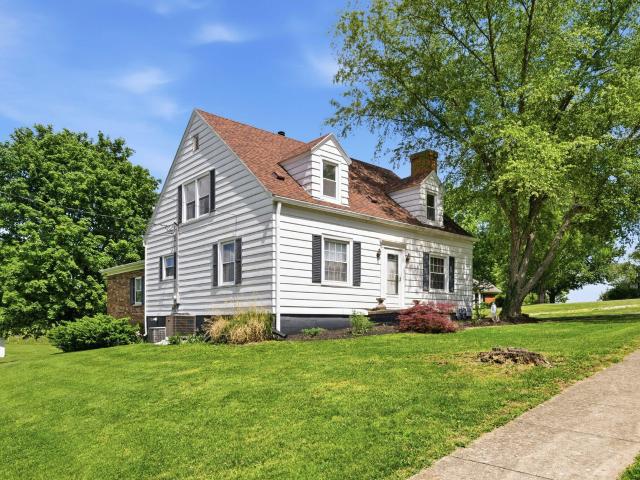House for sale in Perryville, Kentucky