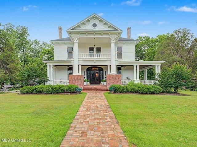 House for sale in Byhalia, Mississippi