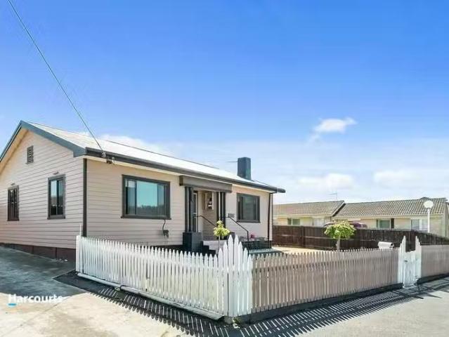 House for rent in Hobart, Tasmania