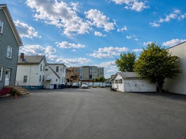 Commercial for sale in Hackensack, New Jersey