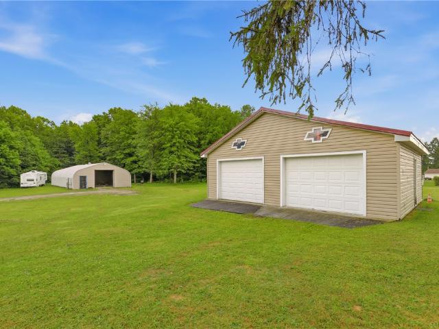 House for sale in Indian Head, Pennsylvania