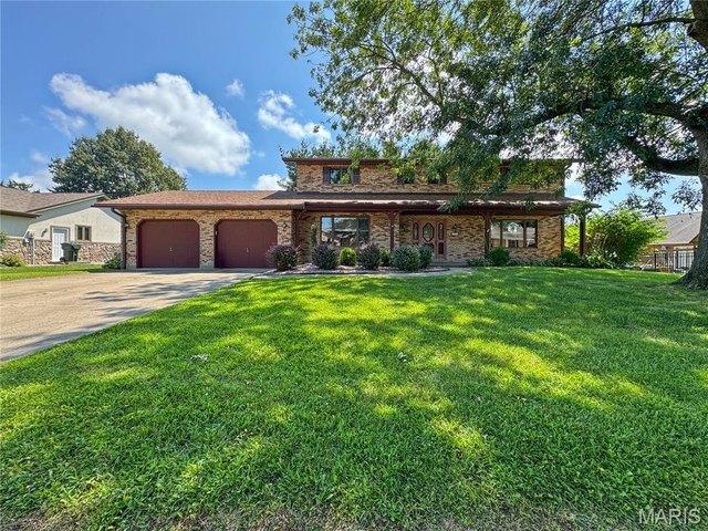 House for sale in Monroe, Illinois
