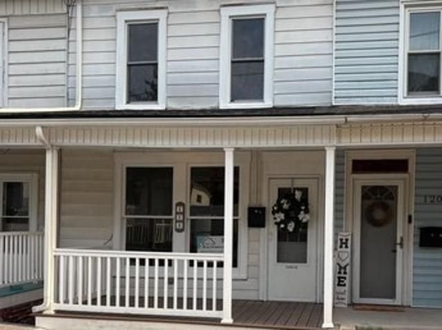 Townhouse for sale in Red Lion, Pennsylvania