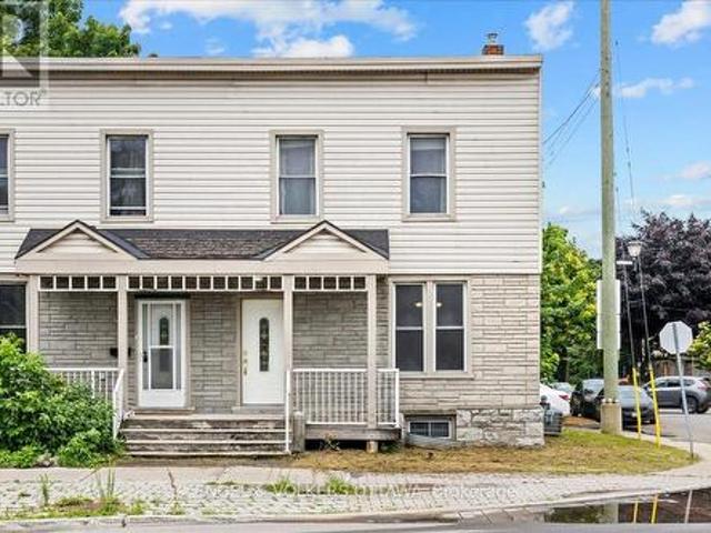 House for sale in Rideau-Vanier, Ottawa