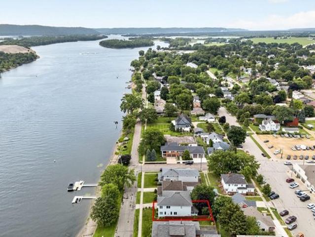 House for sale in Wabasha, Minnesota