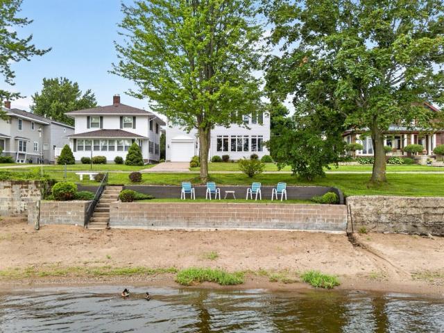 House for sale in Wabasha, Minnesota