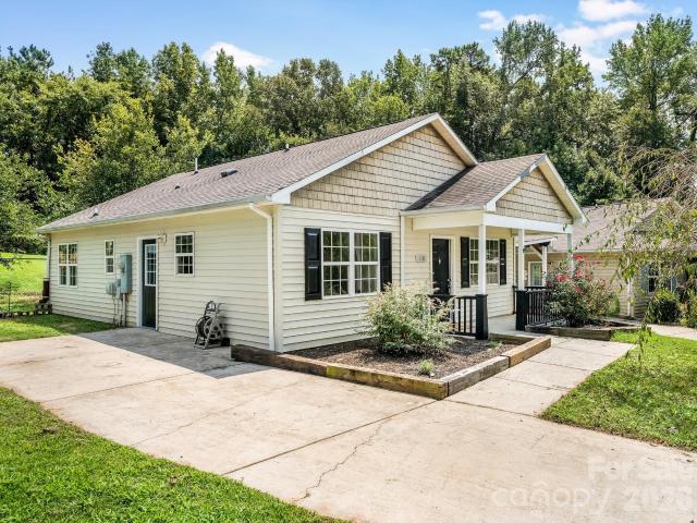 House for sale in Mooresville, North Carolina