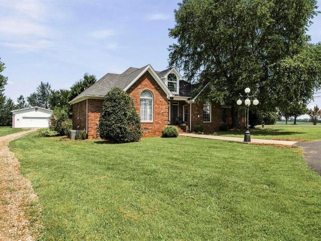 House for sale in Oakland, Kentucky