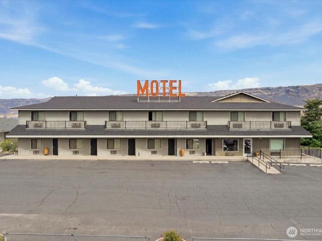 Commercial for sale in Electric City, Washington