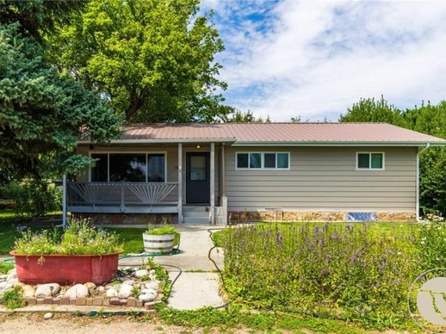House for sale in Bridger, Montana