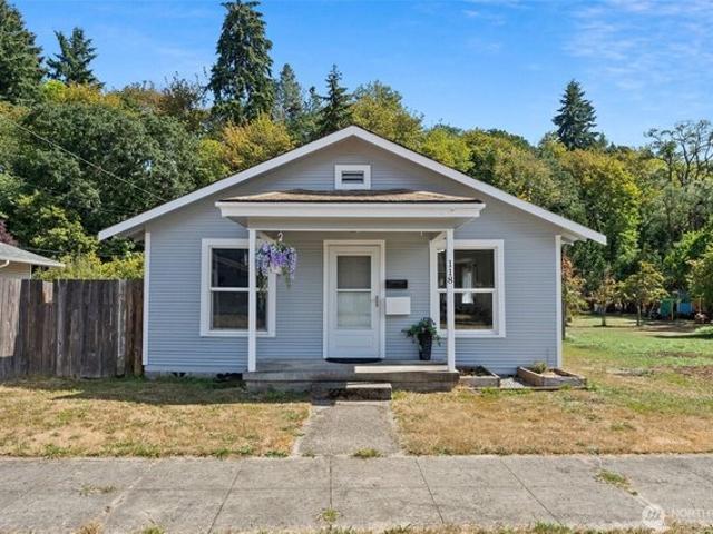 House for sale in Centralia, Lewis County