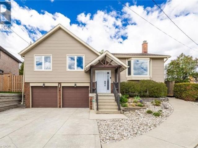House for sale in Ancaster, Ontario