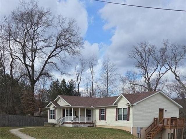 House for sale in Valencia, Pennsylvania