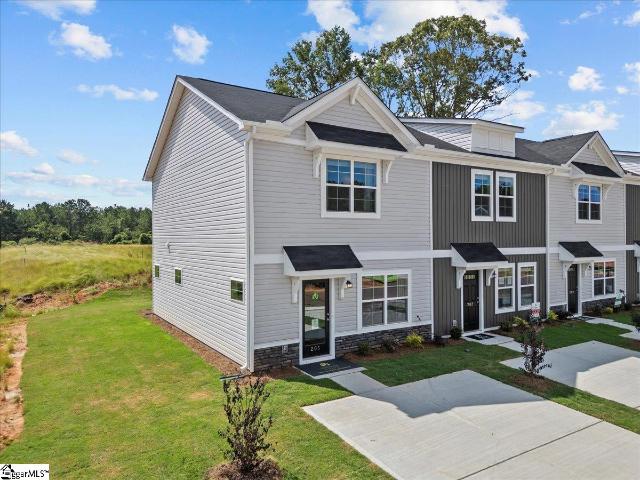 Townhouse for sale in Lyman, South Carolina