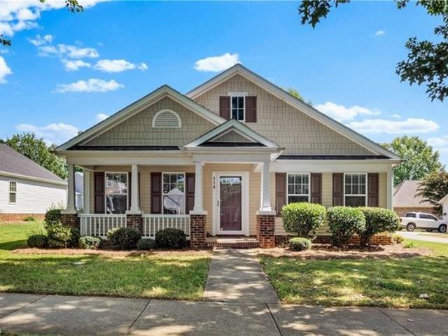 House for sale in Bermuda Run, Davie County