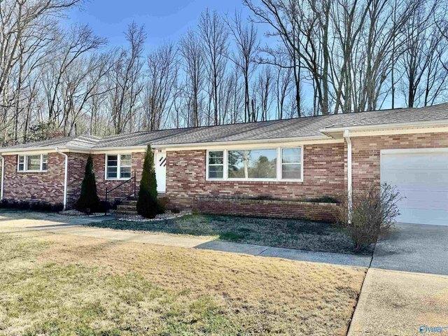 House for sale in Hazel Green, Alabama