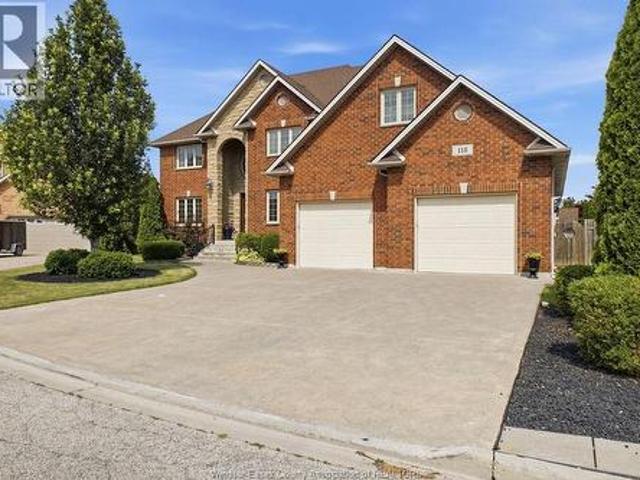 House for sale in Lakeshore, Ontario