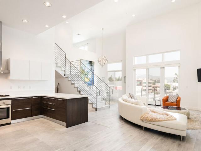 Condo for sale in Glendale, California