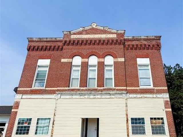 House for sale in Ridgeville, Indiana