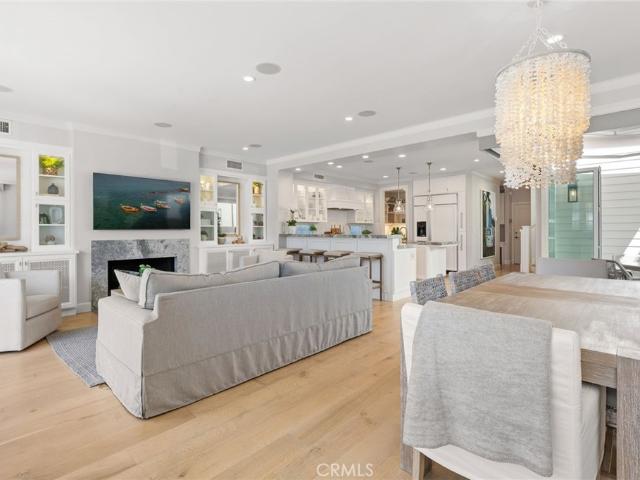 House for sale in Balboa Island, Corona Del Mar