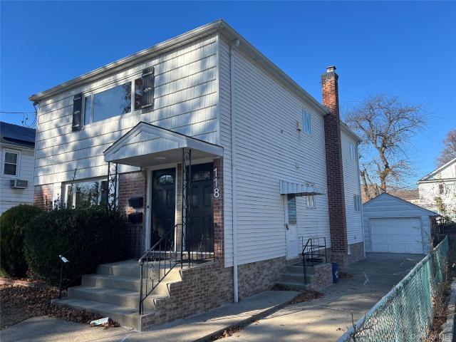 Property for rent in Nassau, New York